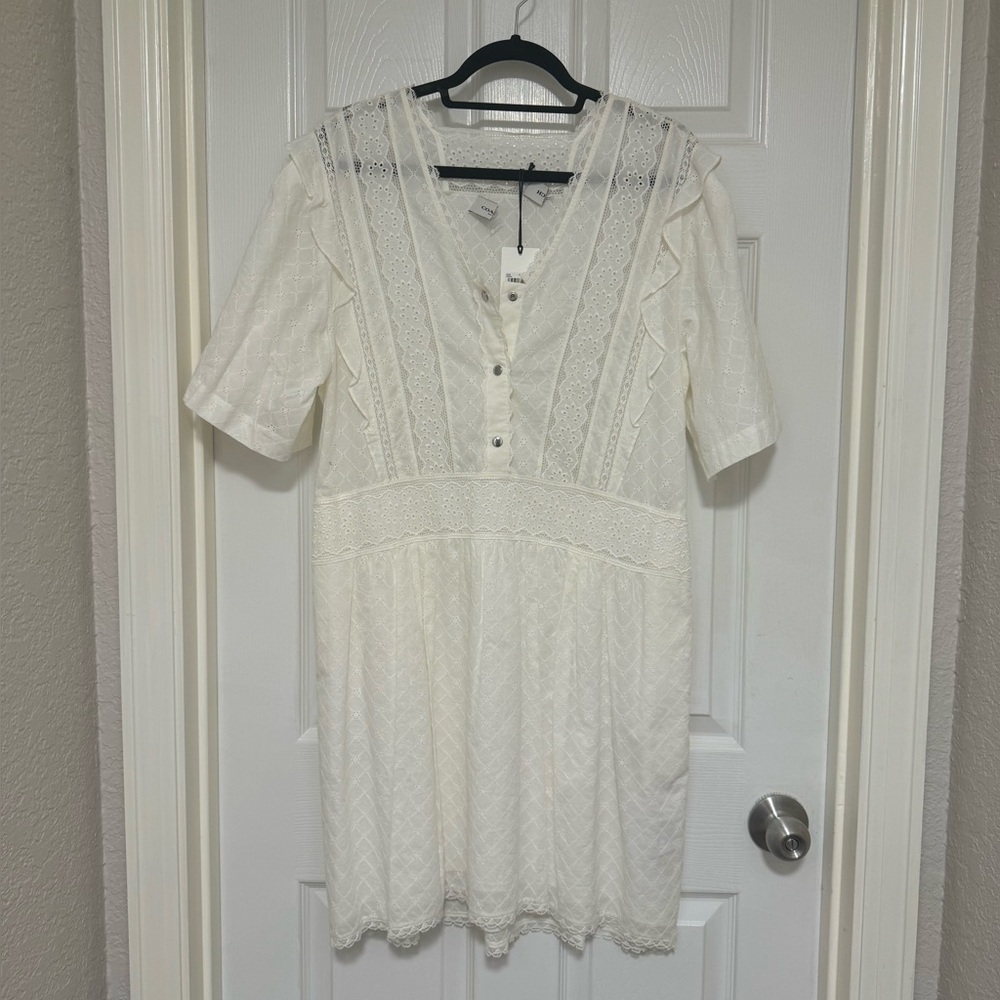 Elegant White Lace Dress